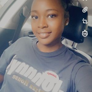 Meet your Posher, Katrina